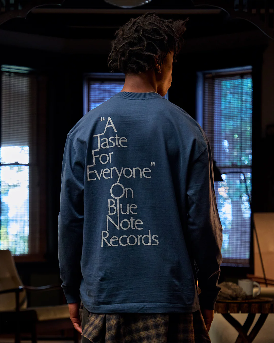 A Taste For Everyone Longsleeve Pocket T-Shirt - Image 4